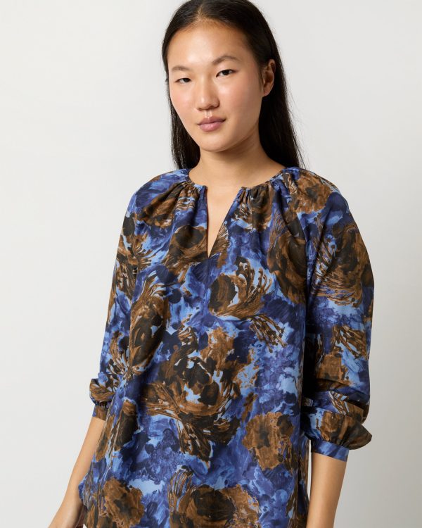 Ariana Blouse in Blue Multi Abstract Floral Habotai Hot on Sale