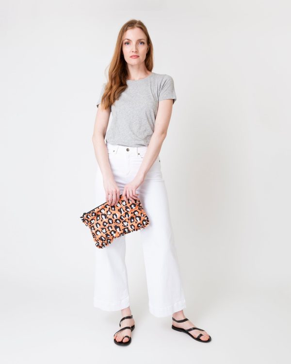 Hand Pochette in Lady Leopard on Sale